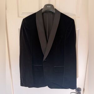 Hugo Boss Men's Black Velvet Tuxedo Jacket